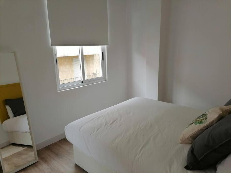 Apartamento Completamente Equipado Centro Ферроль Екстер'єр фото